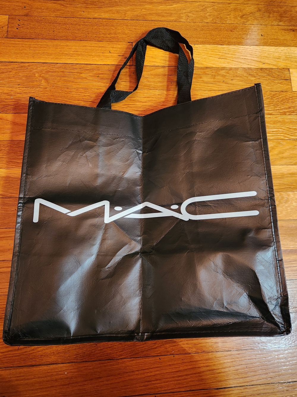MAC Cosmetics Black Reusable Tote Bag for Men